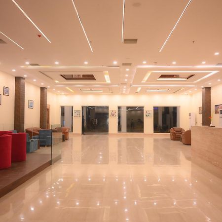 Seven Hills Hotel 푸리 외부 사진